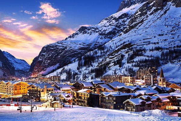 Head Chef job in ski resort of Val d’Isere France