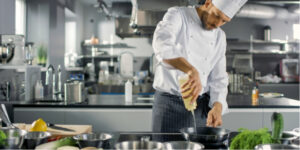 Polish chefs, cooks and waiting staff to work in Cornwall UK